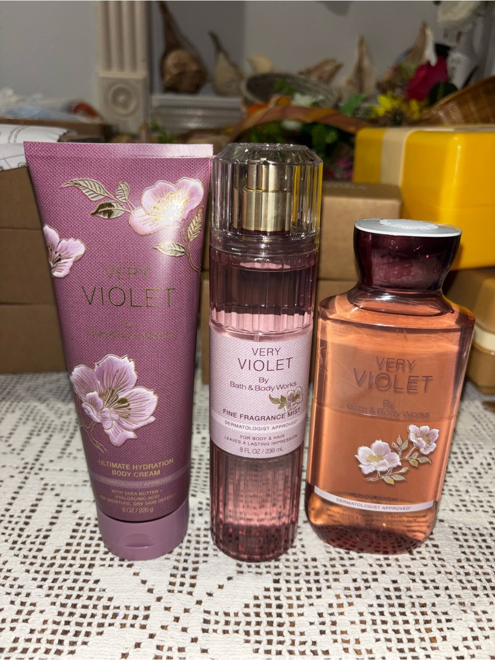 (2026) Bath & Body Works Very Violet Fragrance Mist, Lotion & body wash